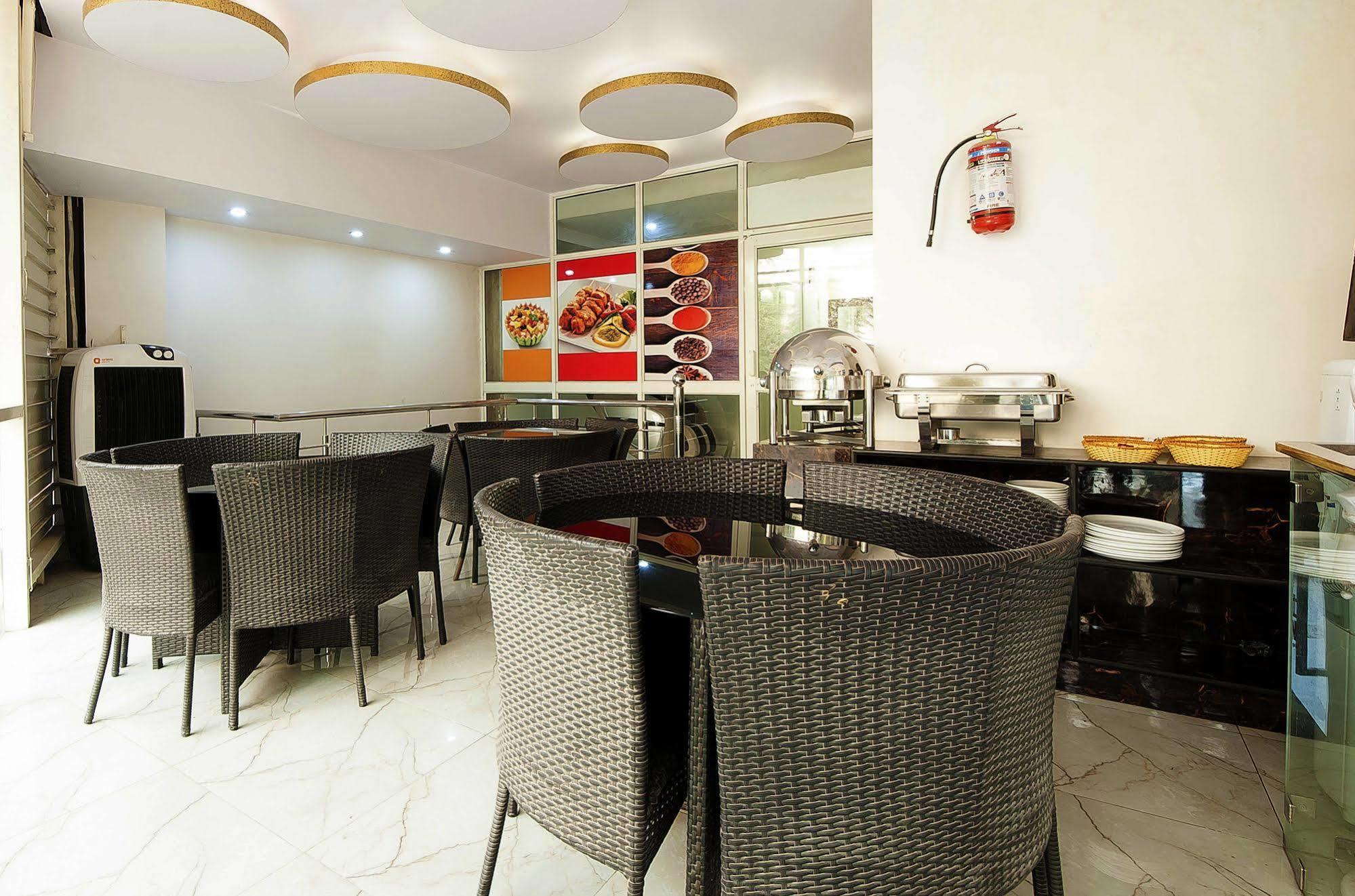Hotel Airport Inn New Delhi Extérieur photo