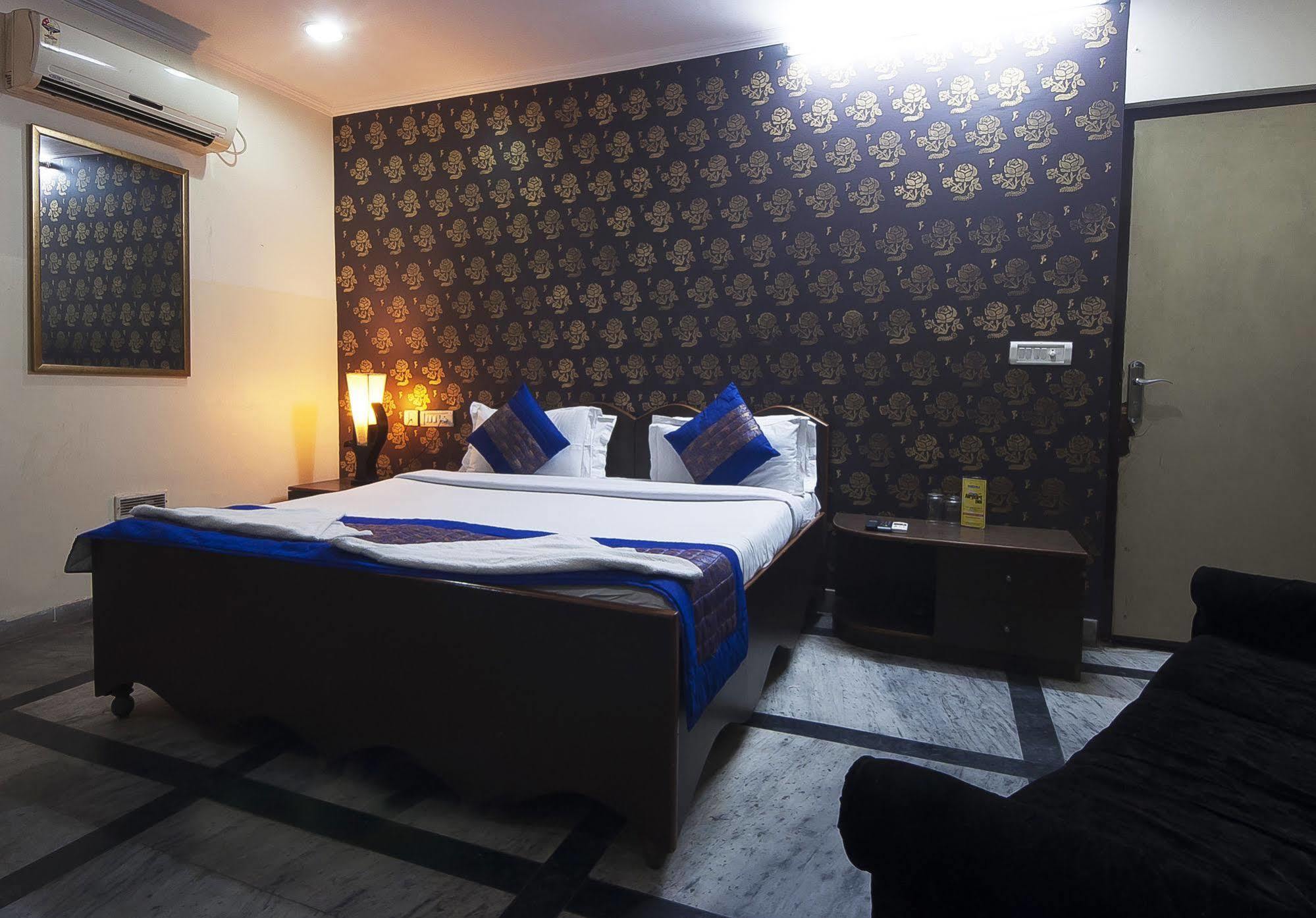 Hotel Airport Inn New Delhi Extérieur photo